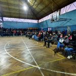 fotos familias reunión Coyhaique comités viviendas en altura